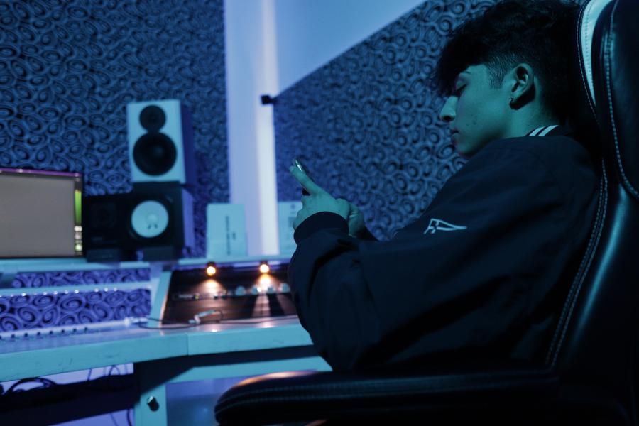 Mix session in progress at MIX Recording Studio