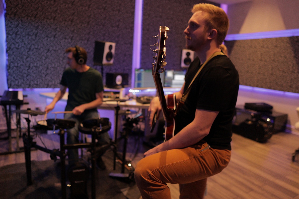 Creating Momentum with Less: Strategic Steps for Indie Artists