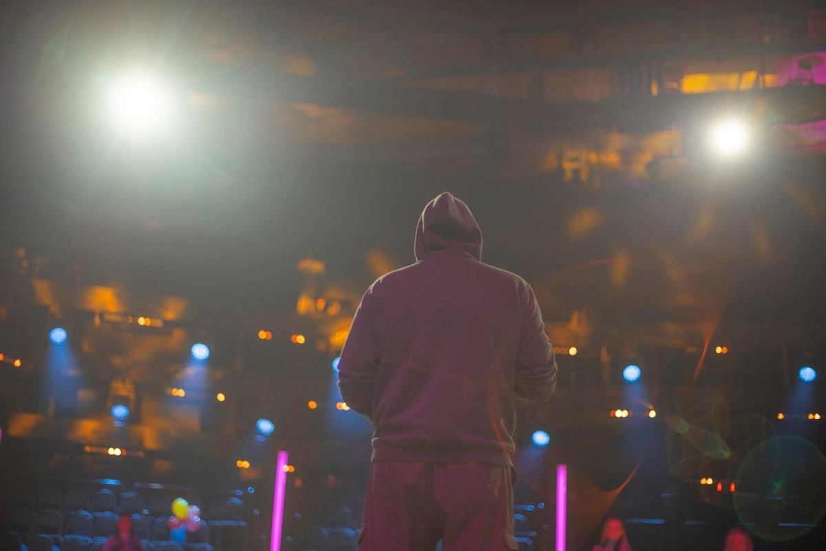 Top Strategies for Emerging Musicians to Build a Professional Brand